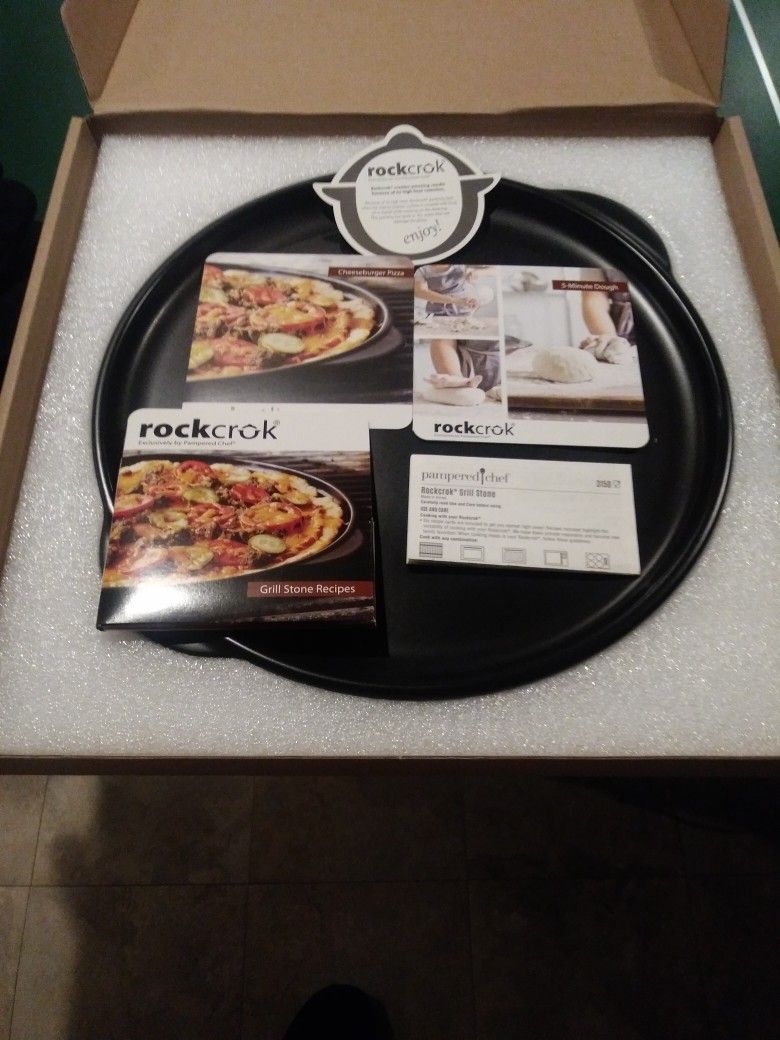 Pampered chef Rockcrok Grill Stone