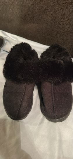 Black Faux Fur Clog Slippers size 9
