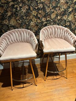 Beautiful Pink  Barstools/Dinning Chairs