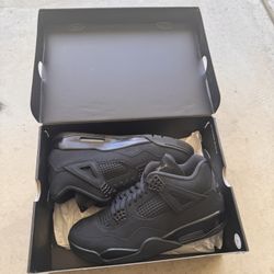 Jordan 4 Black Cat