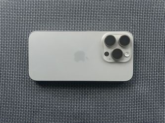 Apple iPhone 15 Pro Unlocked Dual SIM