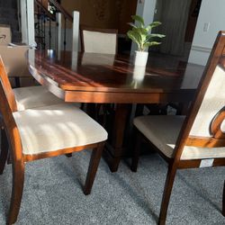 Dinning Table