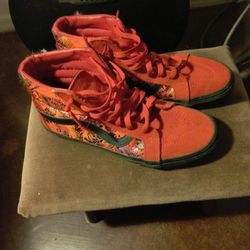 VANS 