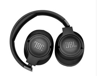 BRAND NEW JBL TUNE 700BT Wireless Over-Ear Headphones