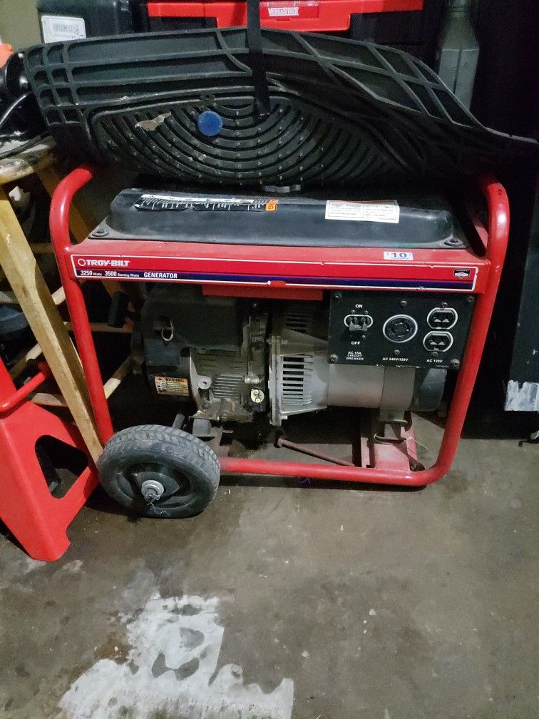 Troy-Bilt 3500 Generator