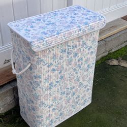 Lightweight bamboo slat laundry hamper with a hinged lid and rope handles — perfect for laundry, bedroom storage, closet organization, or general hous