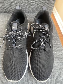 Women’s Nike Athletic Shoes (8)