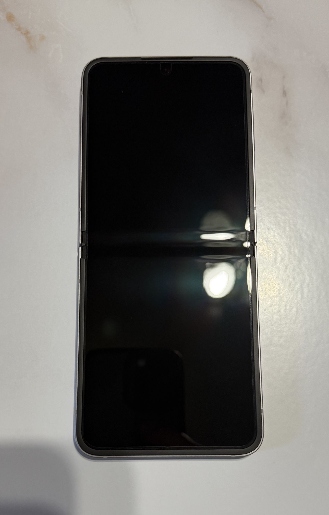 Samsung Galaxy Flip 6 UNLOCKED