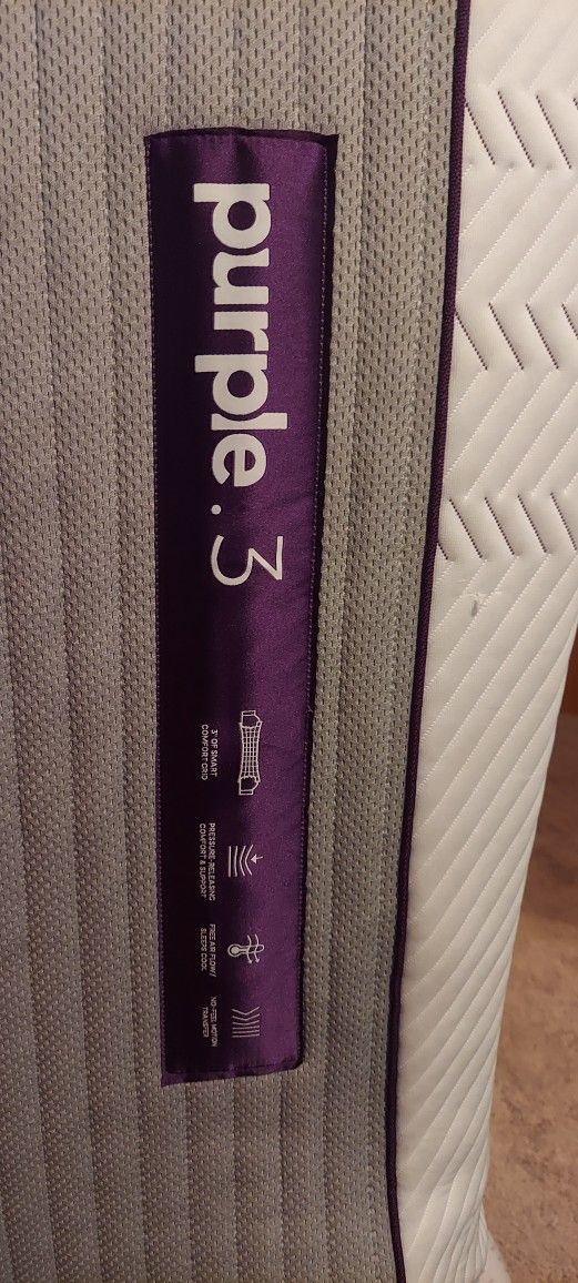 Queen Purple 3 Mattress for Sale in Woodland, WA OfferUp