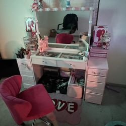 Make Up Vanity