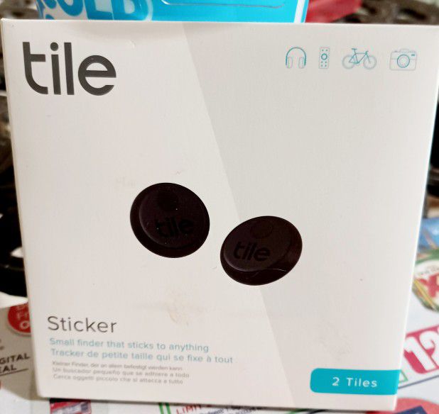 2 PACK TILE TRACKERS