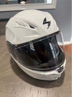 Motorcycle helmet