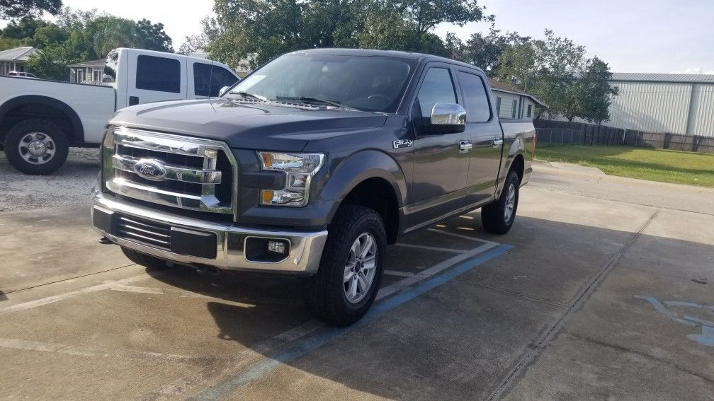 2015 Ford F150 XLT 4X4