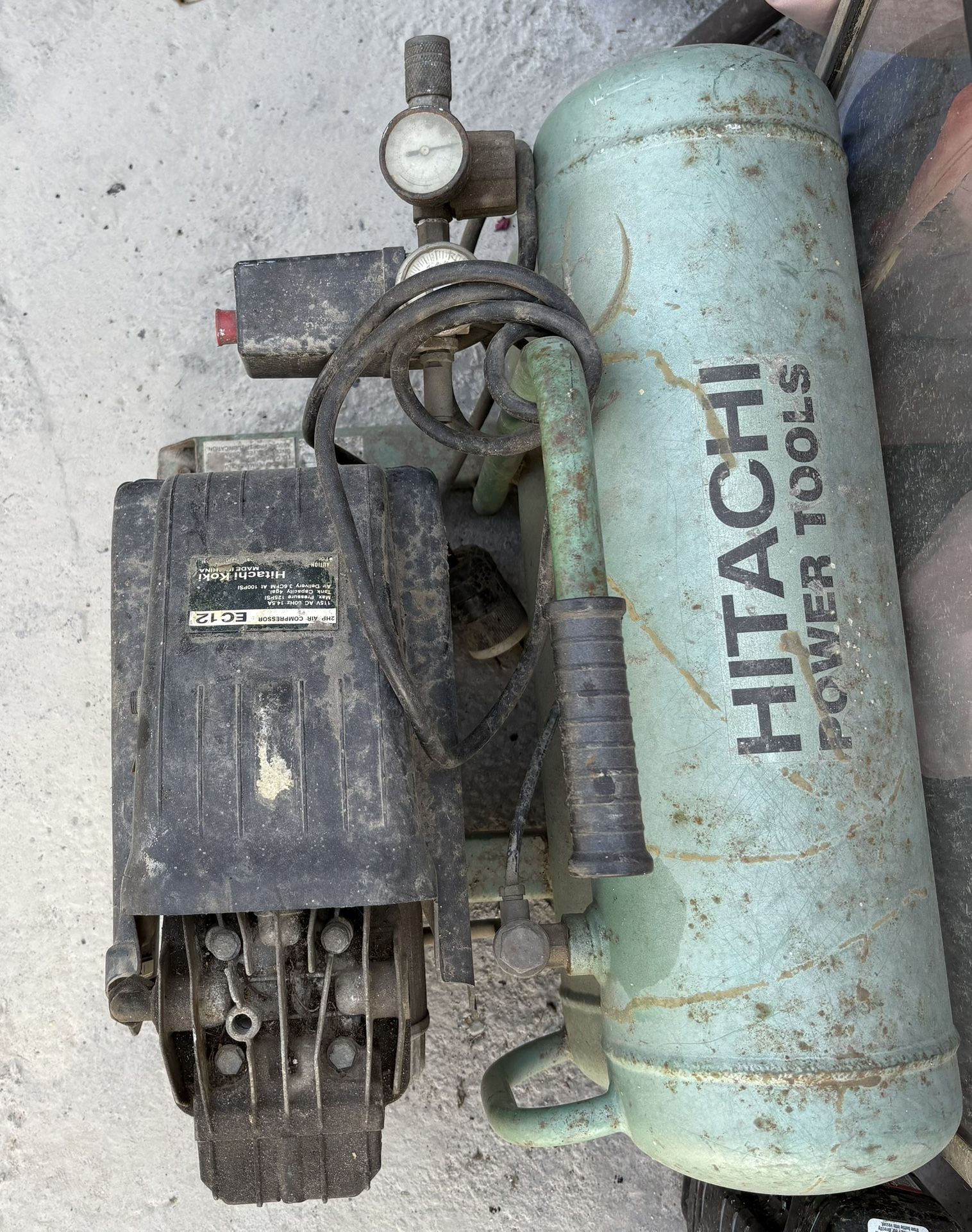 Hitachi Air Compressor