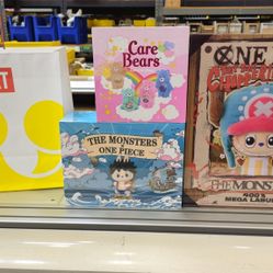 Pop Mart Mega Labubu, One Piece, Care Bears