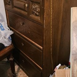 dresser