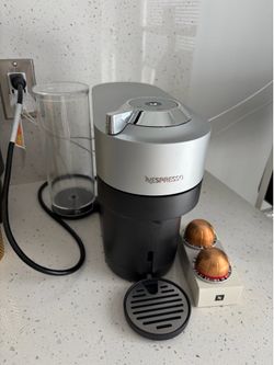 Nespresso Vertuo coffee & espresso Machine