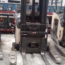 Crown Forklift 