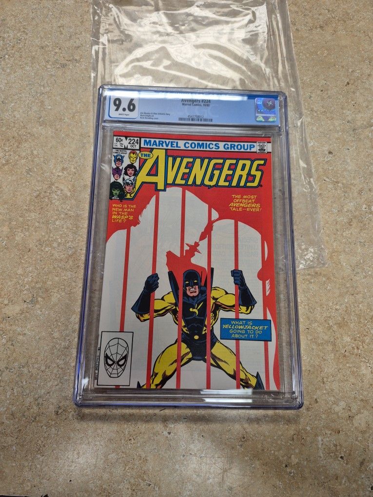 Marvel Avengers Comic 224 CGC Graded 9.6