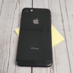 🟠 Iphone 8 🟠64gb 🟠unlock any sim