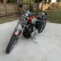 2004 Harley-Davidson XL1200C Sportster Custom