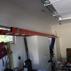 24 ft ladder like new