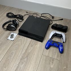 Sony PS4 Console + Sennheiser Headphones + 2 Controllers + With New 1Tb HDD