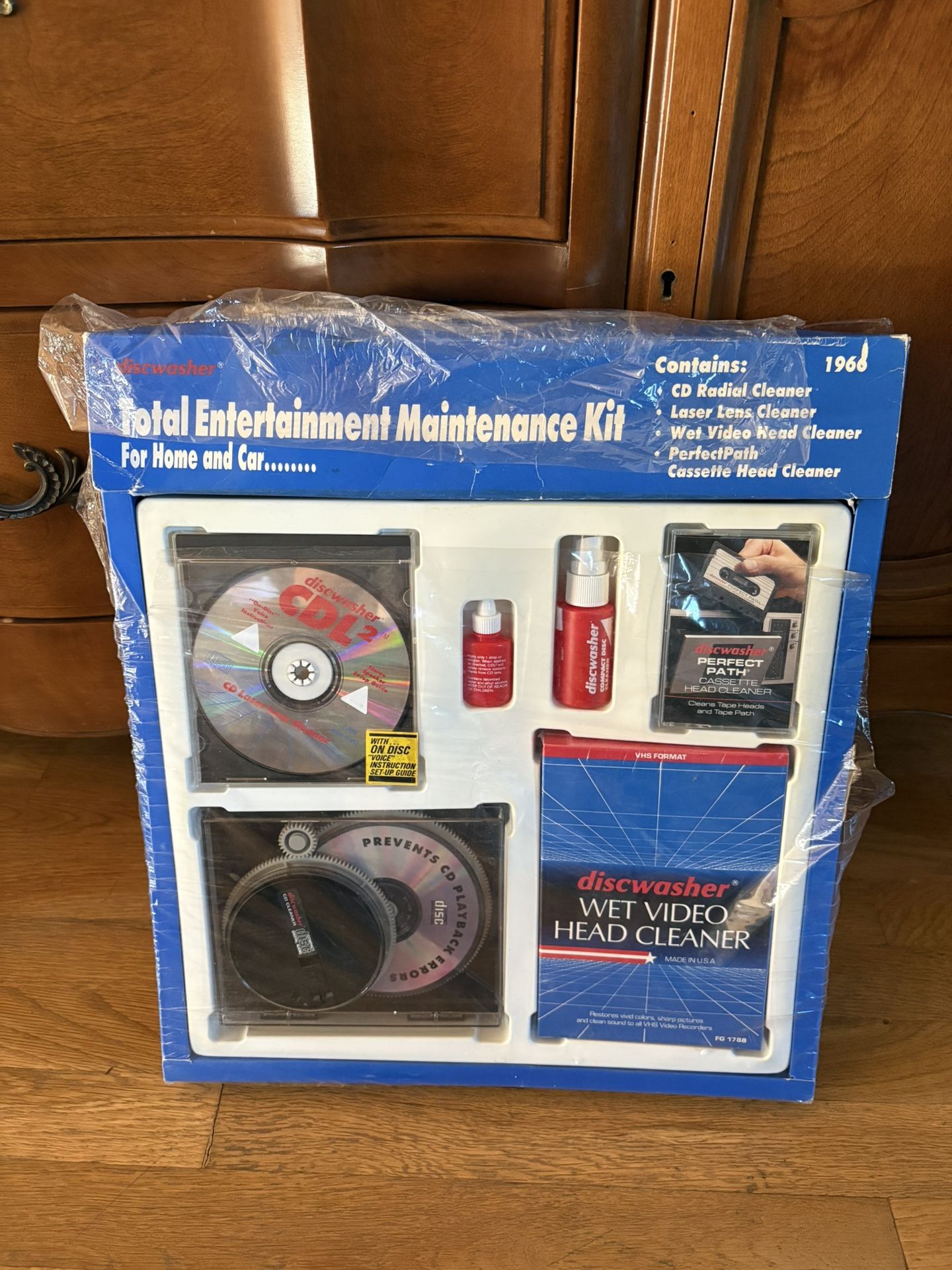DISCWASHER , Total Maintenance Kit For Home And Car ,New