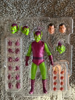 Mezco Green Goblin Action Figure