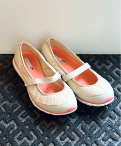 Skechers Shoes