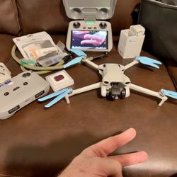 DJI mini 3 Kit, Extras, all you need.  