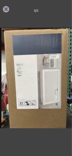 Style Selections $81 Retail Medicine Cabinet