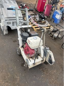 Concrete saw