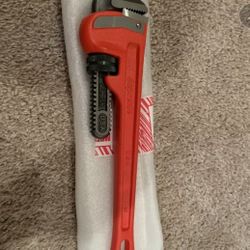 Supreme®/Ridgid® Pipe Wrench Red Auto TOOLS MECHANIC  Collectable 