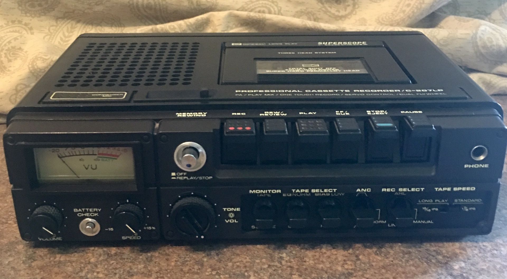 Vintage Superscope by Marantz Professional Cassette Recorder Model No. C-207LP / Serial No. 0Y0090267 Chatsworth, Calif., USA