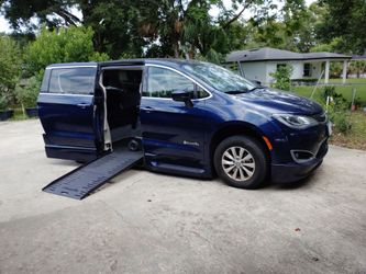 2018 Chrysler Pacifica
