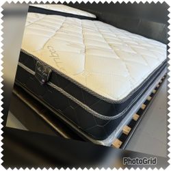 New Mattresses Thick Comfy Mattresses king $298 Queen $228 Full $198 Twin $148