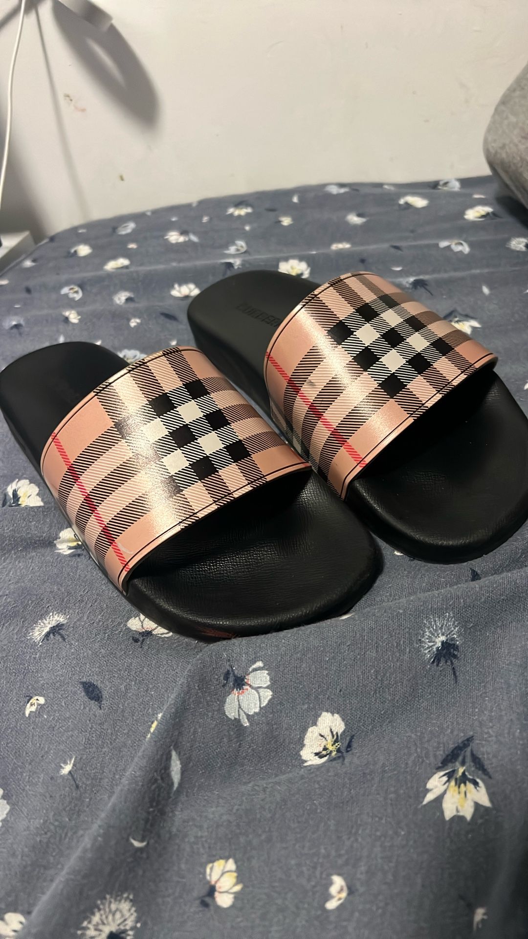 burberry slides 