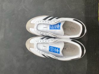 Adidas Samba size 5