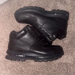 Nike ACG Boots 