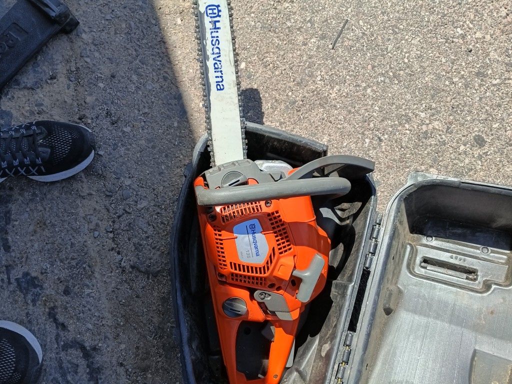 Huskavarna Chain Saw Like New