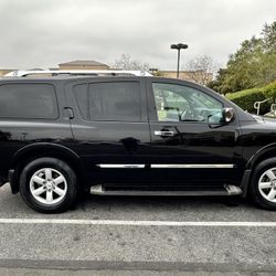 2011 Nissan Armada