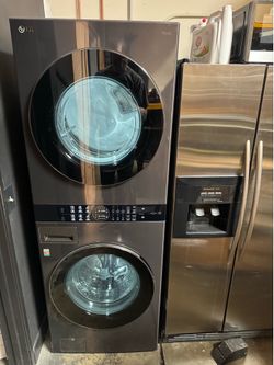 LG ThinQ Stacked Washer Dryer Tower