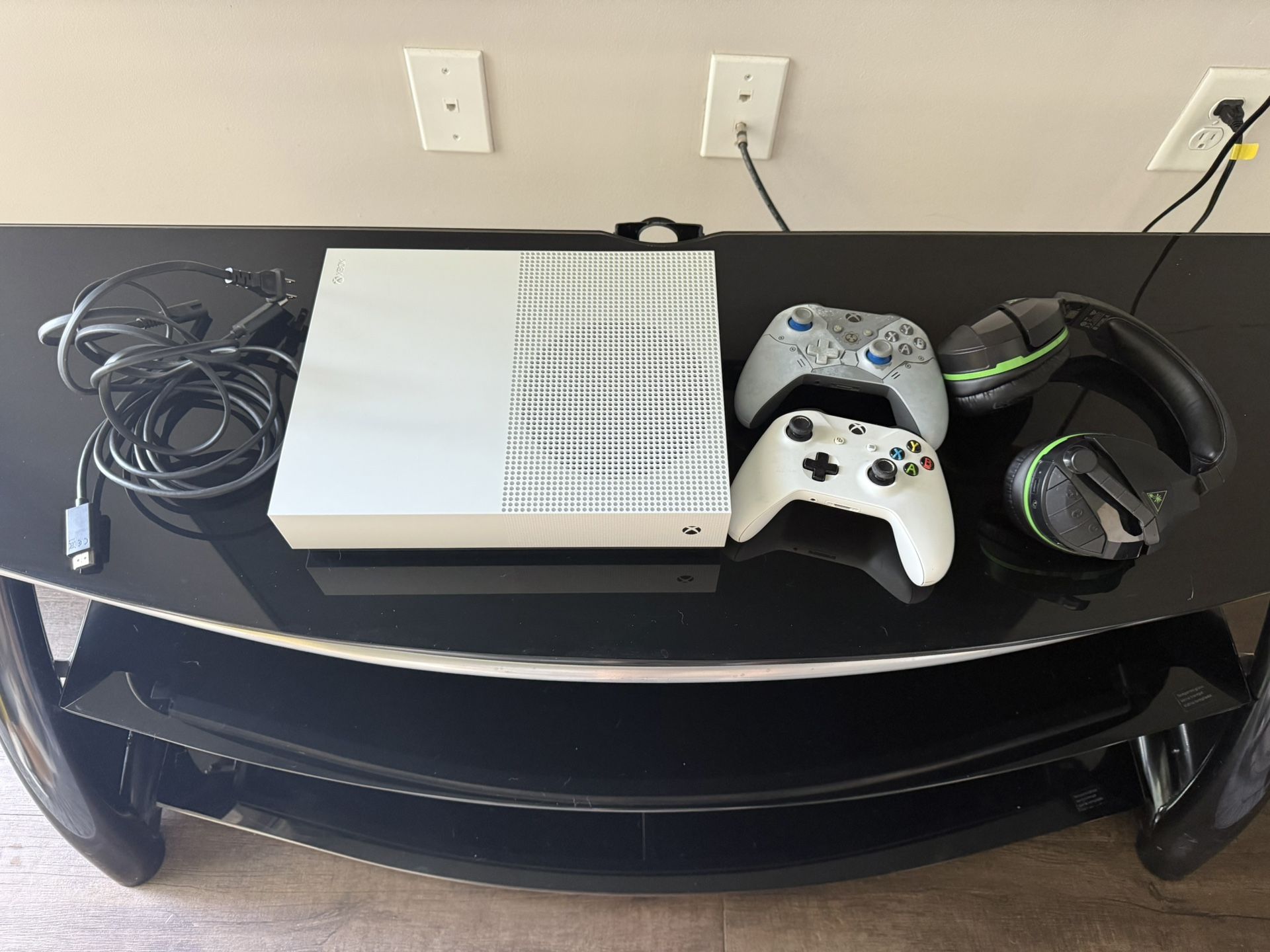 Xbox One S - Digital