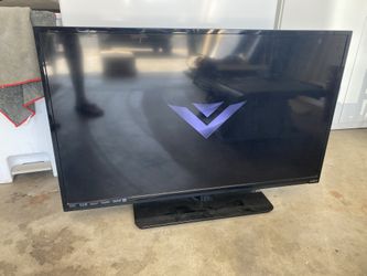 40” Vizio TV