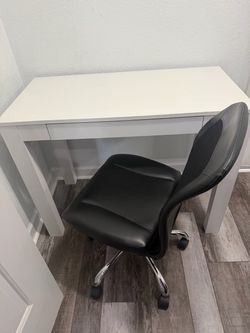 Desk chair