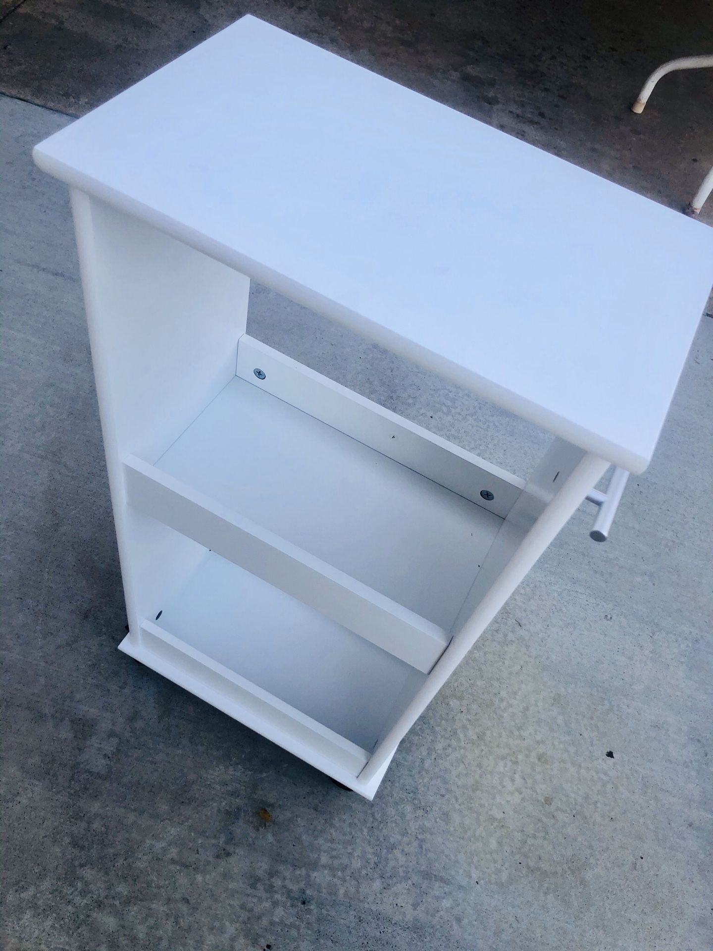 Rolling storage cart