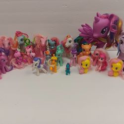 My Little Pony Huge Play Set For Sale