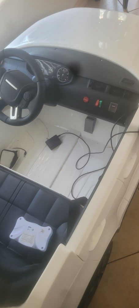 In Very Good Condition Powell