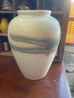 Vintage boho pottery flower vase